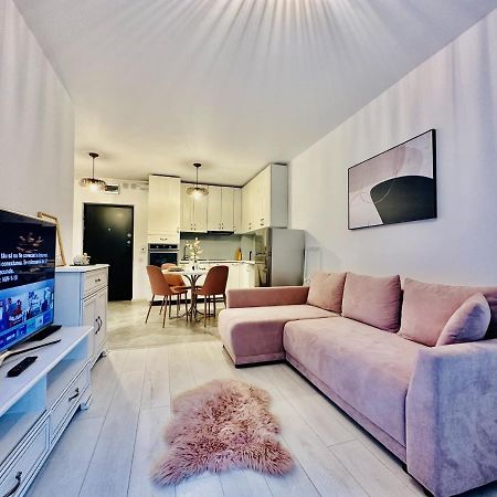 Palfi Apartment With Garden & Parking Κλουζ-Ναπόκα Εξωτερικό φωτογραφία
